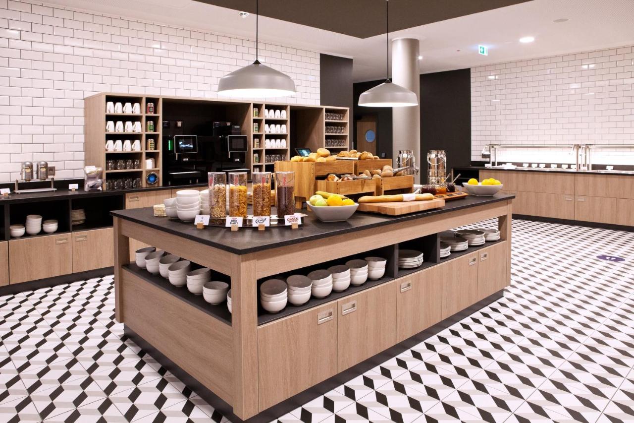 Holiday Inn Express & Suites - Basel - Allschwil By Ihg Экстерьер фото